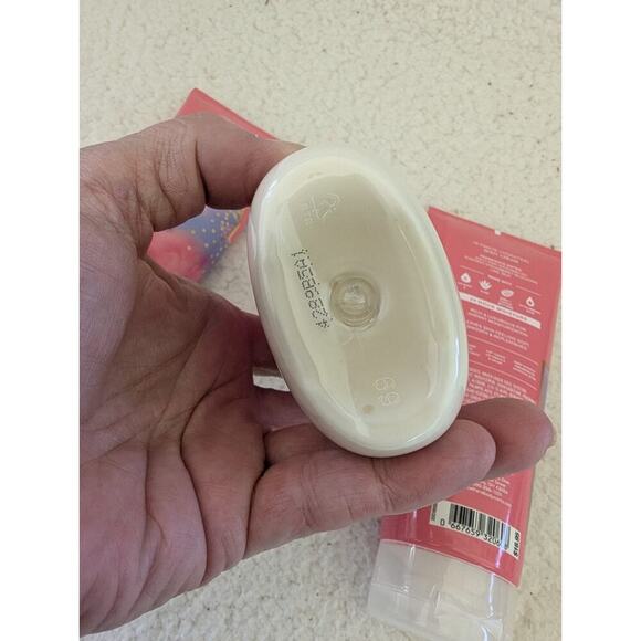 8 Oz - Bath & Body Works Perfect in Pink Daily Nourishing Body Lotion-PRIORITY - Picture 5 of 7